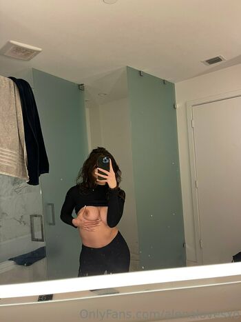 alenalovesxo