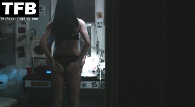 Alexis Knapp