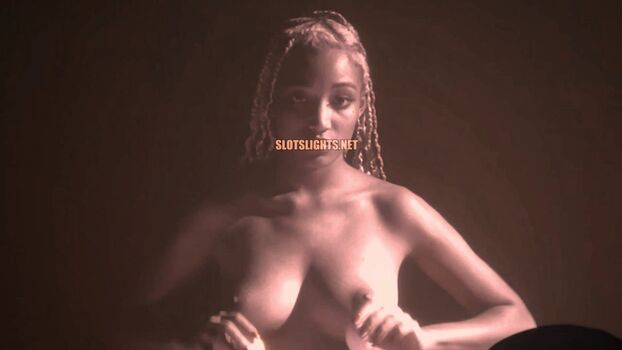 Amandla Stenberg