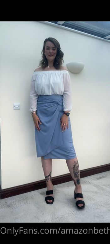 amazonbeth.6foot6