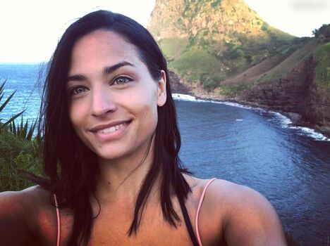 Amira Pocher