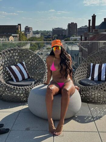 Angela Simmons