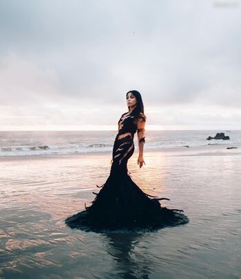 Anna Akana
