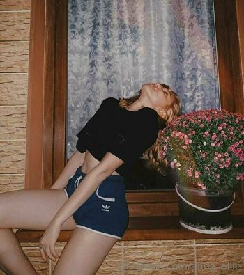 anna_ellie