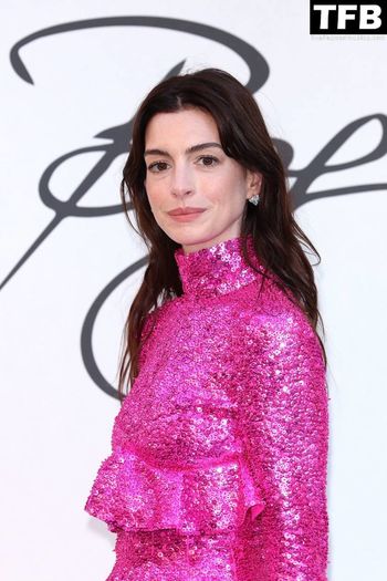 Anne Hathaway