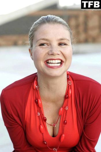 Annette Frier