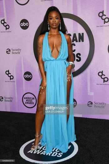 Ari Lennox