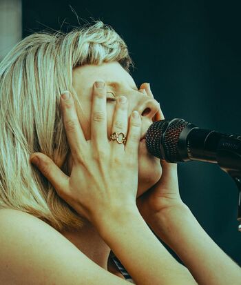 Aurora Aksnes
