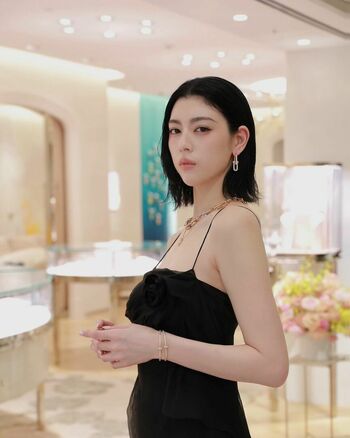 Ayaka Miyoshi