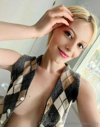bdsmmistressroxy
