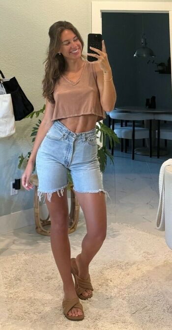 Brit Manuela