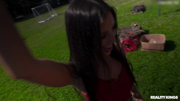 Cheerleader kait