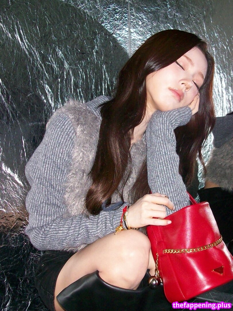 Cho Mi-yeon (Miyeon) - i-dle [(G)I-dle]