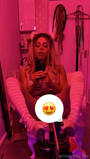 cindy_kitty_pink