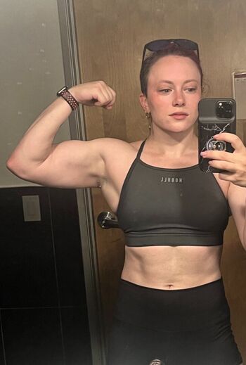 Claire Max