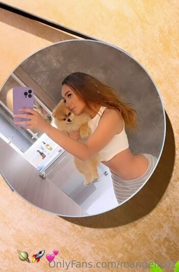 Cute_Molly18