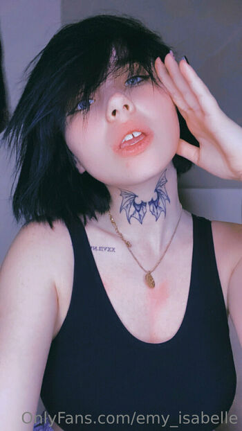 emy_isabelle