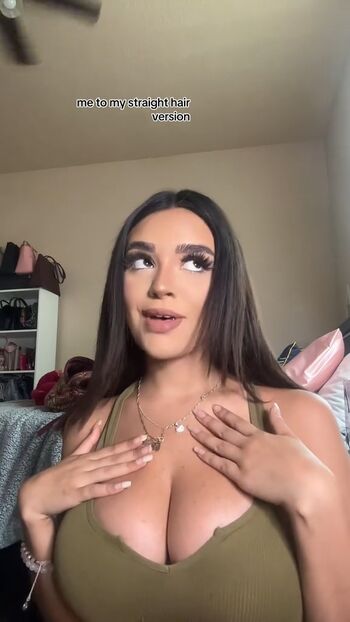 Erika M Diaz