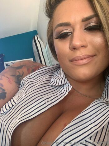 Eva Angelina