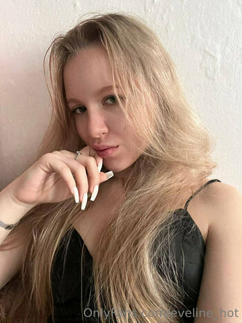 eveline_hot