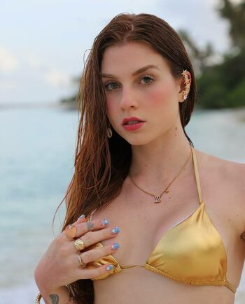 Flávia Charallo