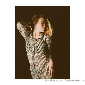 Girl On Cinema