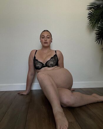 Iskra Lawrence