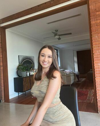 Issy Hector