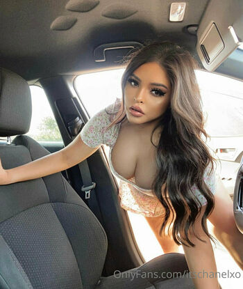 itschanelxo