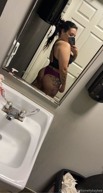 itsmellybaybee