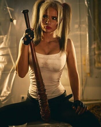 Jannet In Cosplay