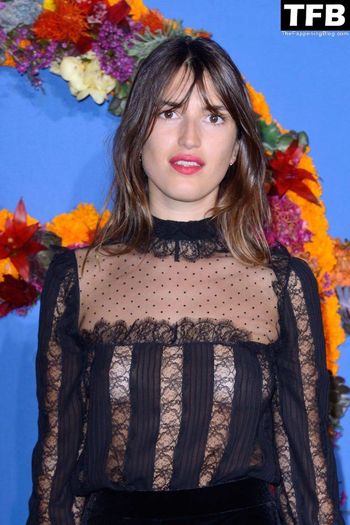 Jeanne Damas