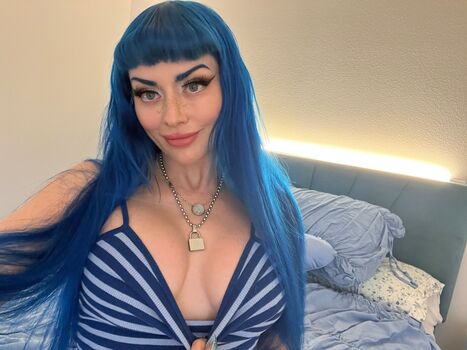 jewelzblu