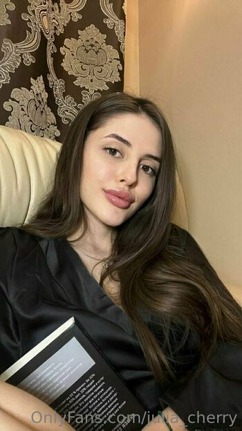 julia_cherry