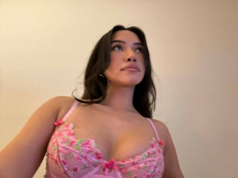 Julia Kelly