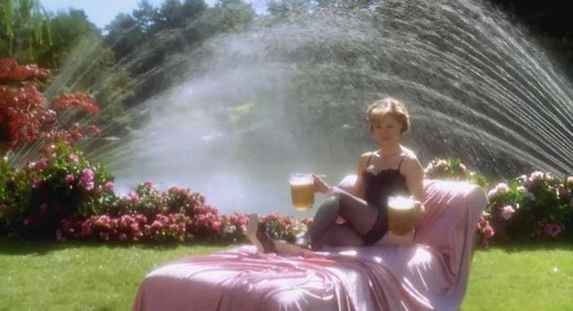 Julie Bowen