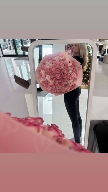 Katalina Cartmel / Katalinacarttmel / Katcartmel