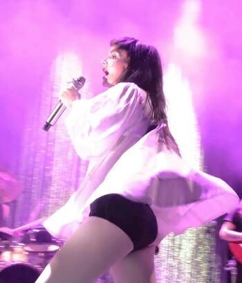 Lauren Mayberry