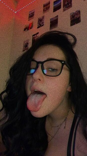 Leahlay03