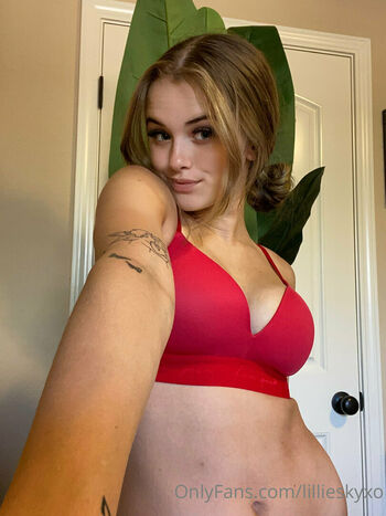 lillieskyxo
