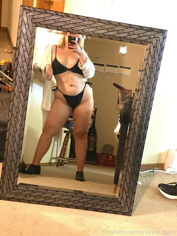 lilly_lustbunny