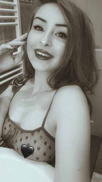 LittleRed_x