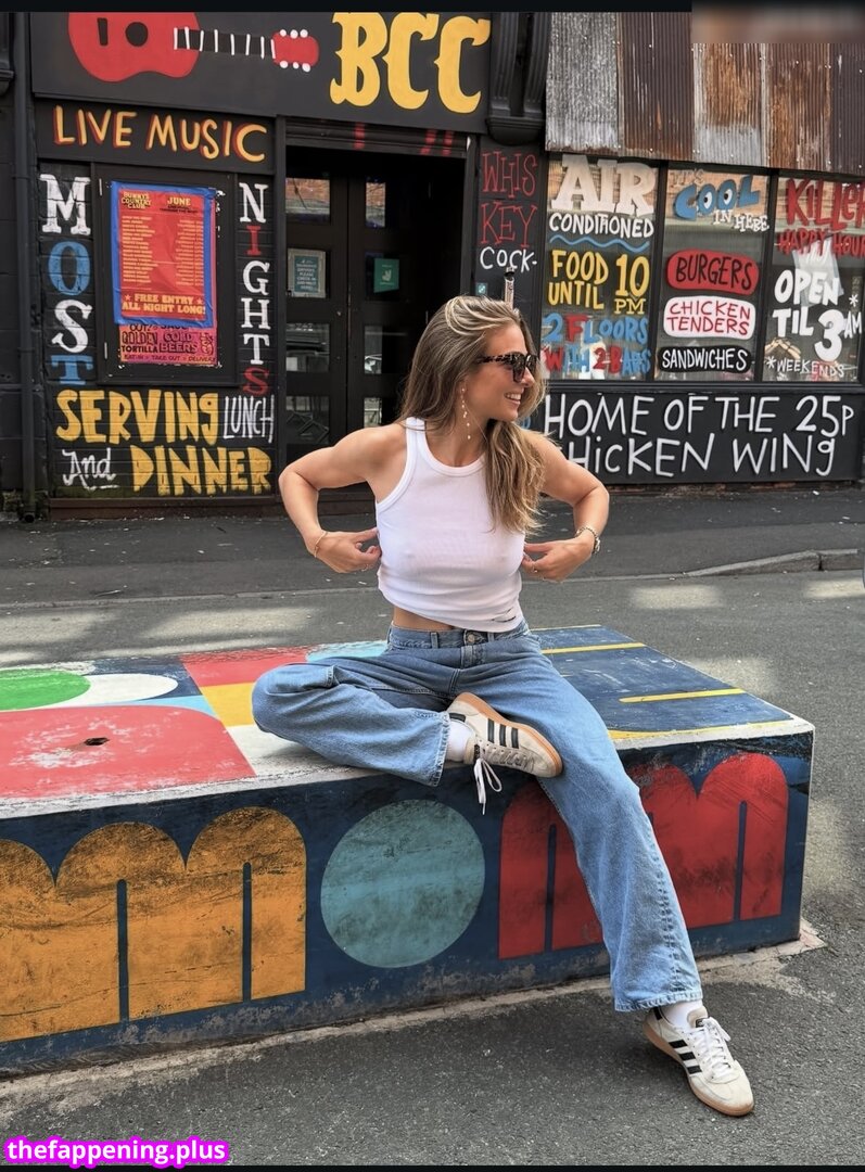 Lola Weippert
