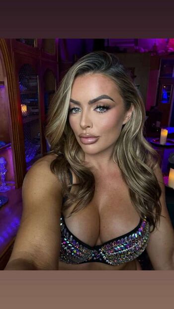 Mandy Sacs | Mandy Rose