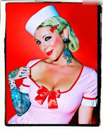 Maria Brink