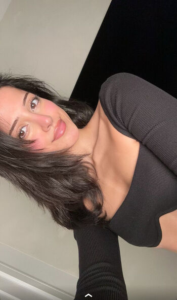 Melody Oz