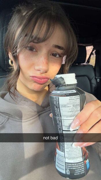 Mikayla Campinos