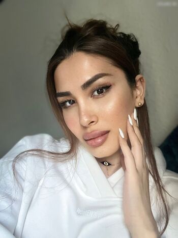 Mira Nouri