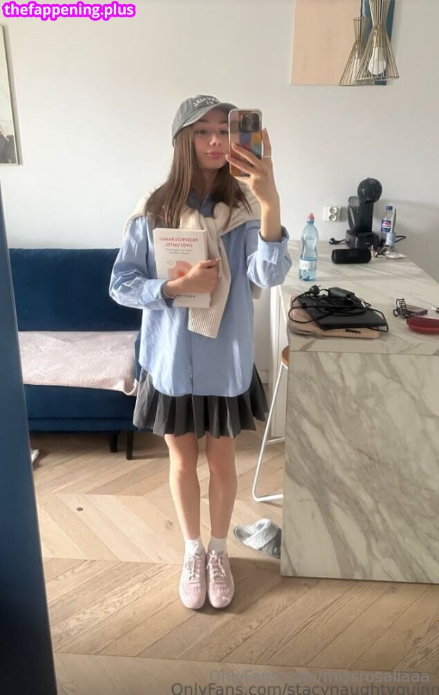 missrosaliaaa