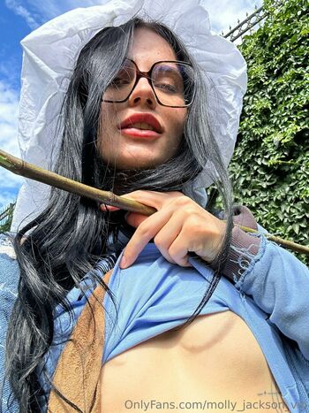 molly_jackson_vip